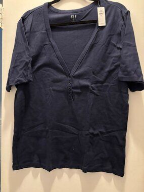 GAP Modern Ribbed V-Neck Henley Top  NWT Navy Uniform